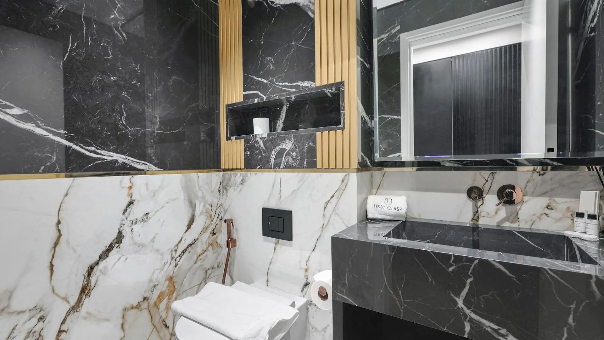 First Class Penthouse Elegance Meets Luxury Dubai