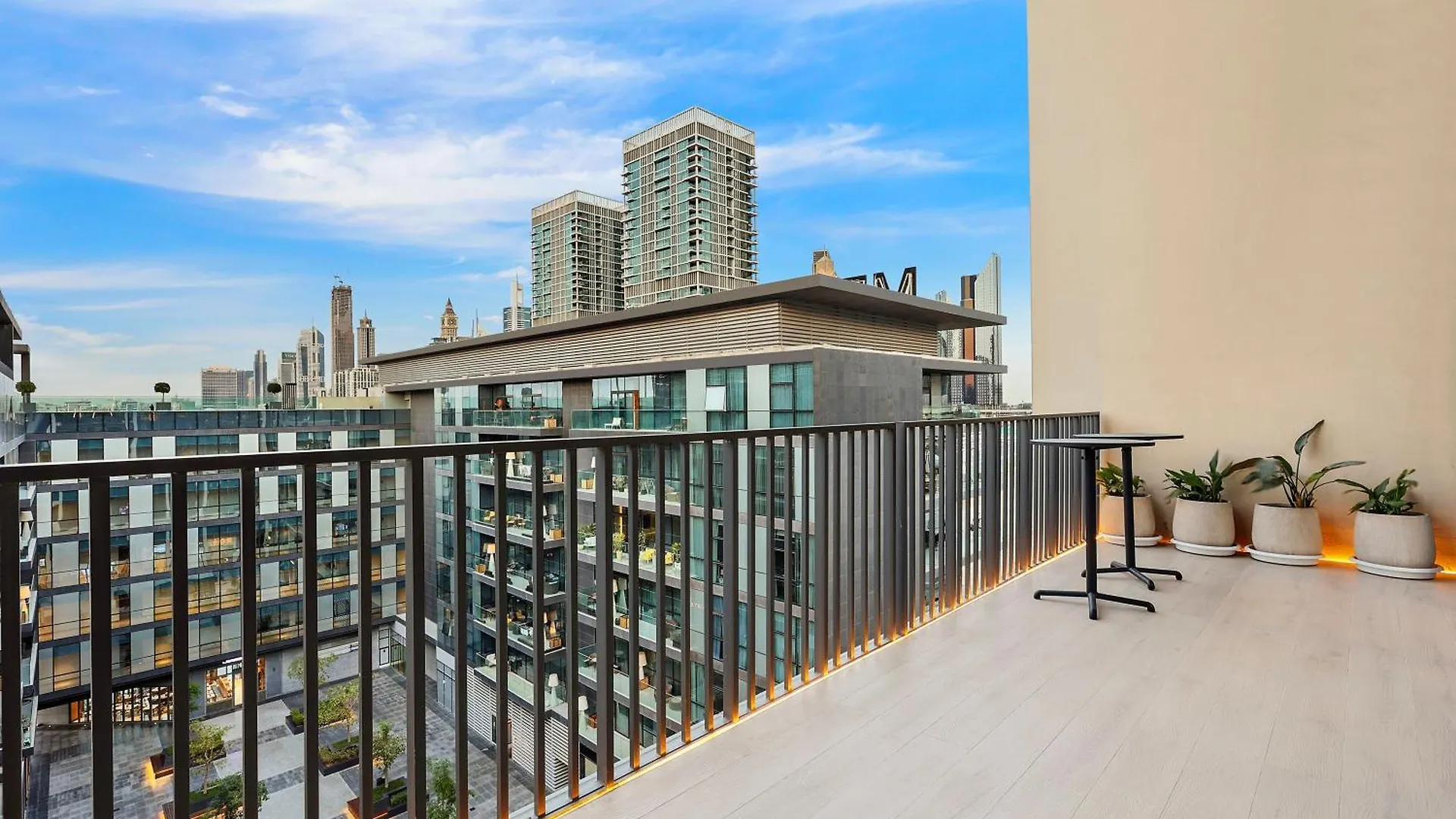 Apartment First Class Penthouse Elegance Meets Luxury Dubai United Arab Emirates