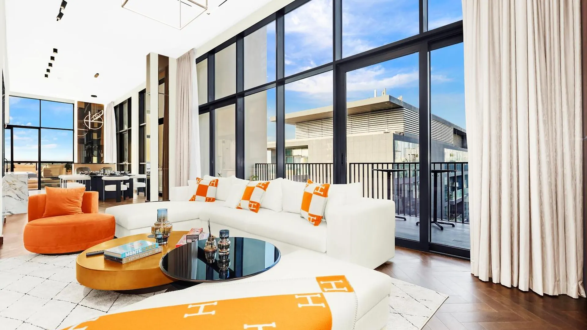 First Class Penthouse Elegance Meets Luxury Dubai Apartment